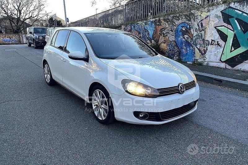 Usata VW Golf VI Highline 122 CV (89 kW) 2011 Bianco Utilitaria
