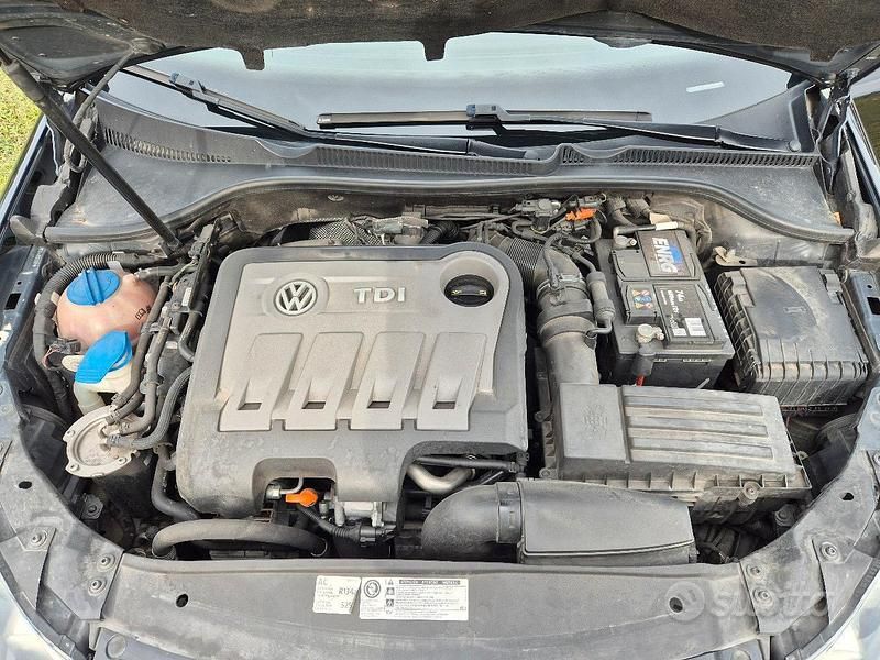 Usata VW Golf VI Highline 140 CV (102 kW) 2011 Utilitaria