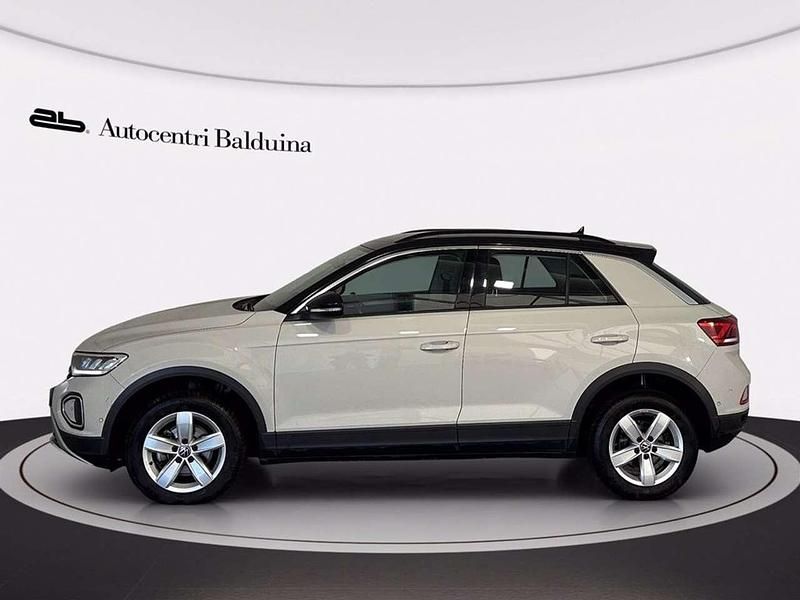 Usata VW T-Roc Life 150 CV (110 kW) 2022 Grigio SUV