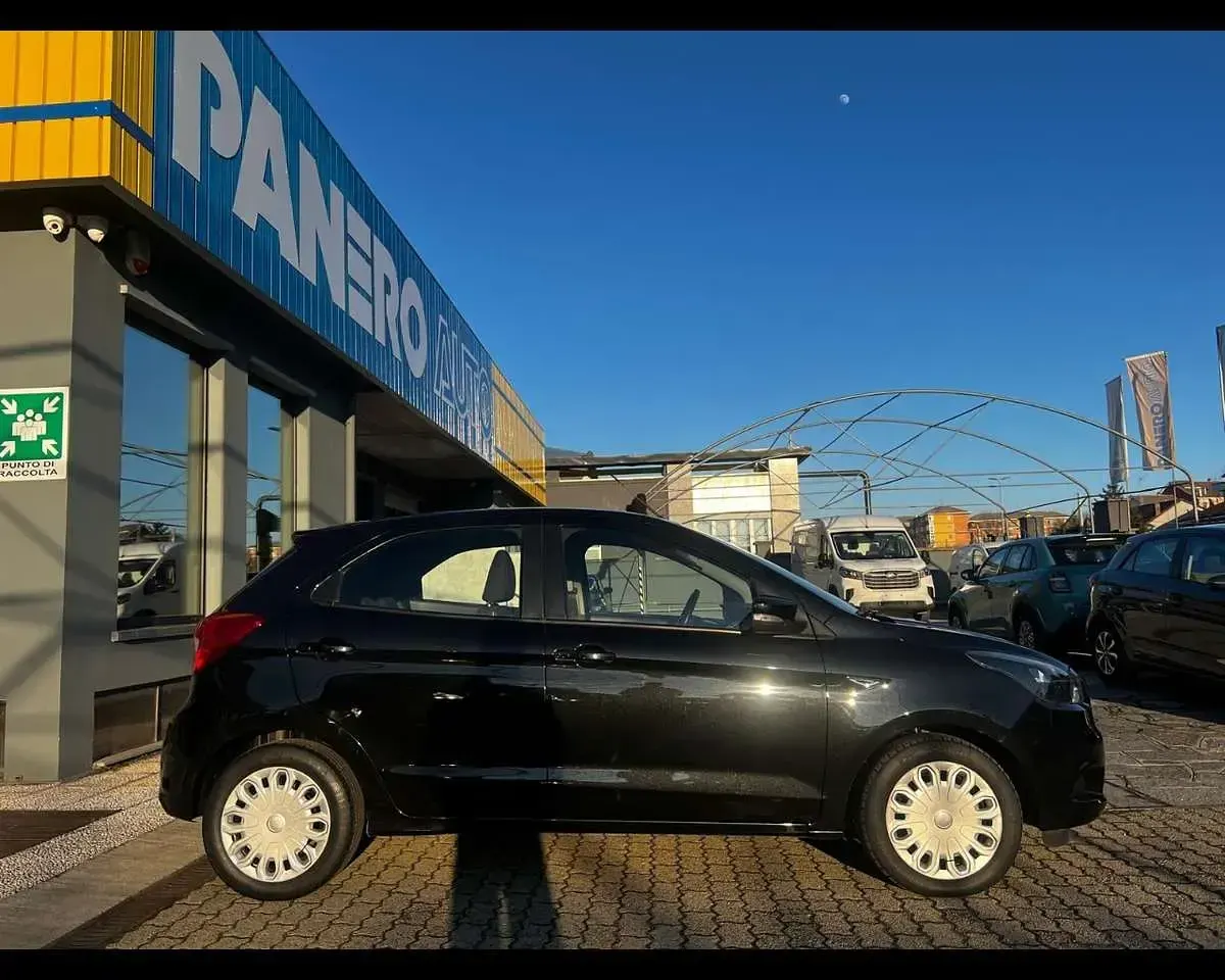 Usata Ford Ka Ultimate 86 CV (63 kW) 2017 Nero Berlina