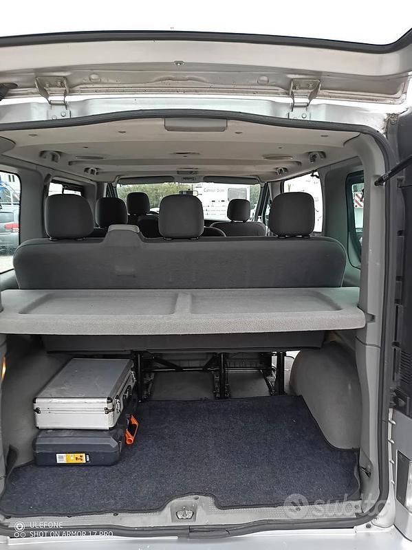 Usata Opel Vivaro 114 CV (83 kW) 2007 Grigio Monovolume