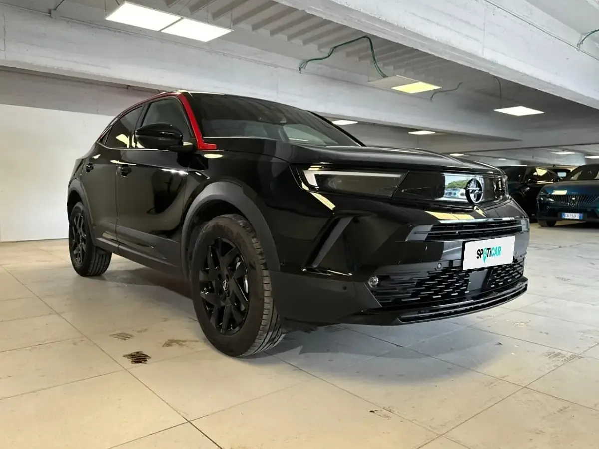 Usata Opel Mokka 101 CV (74 kW) 2023 Nero SUV