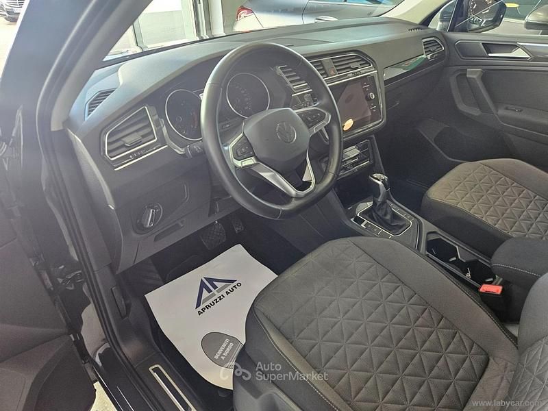 Usata VW Tiguan Life 150 CV (110 kW) 2024 Grigio SUV