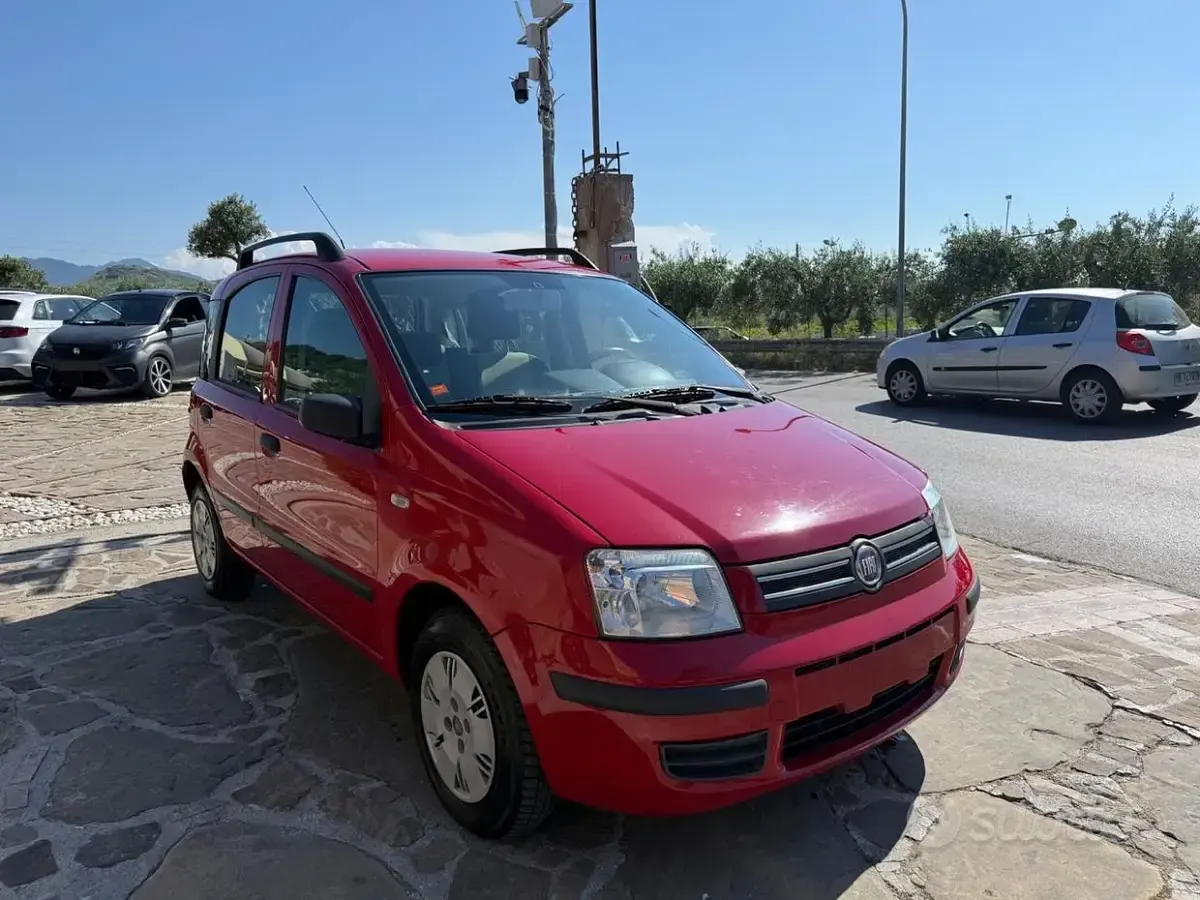 Usata Fiat Panda Dynamic 60 CV (44 kW) 2008 Rosso Utilitaria