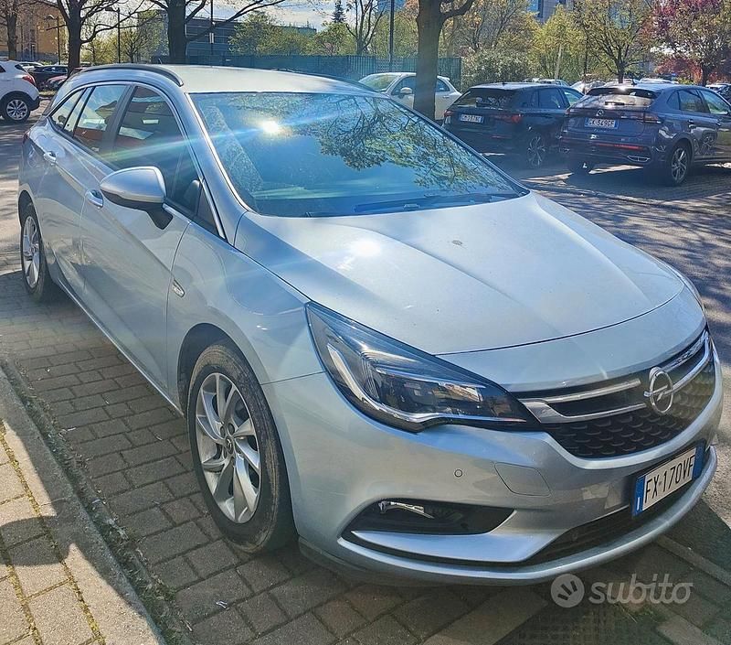 Usata Opel Astra Innovation 136 CV (100 kW) 2019 Grigio Station wagon