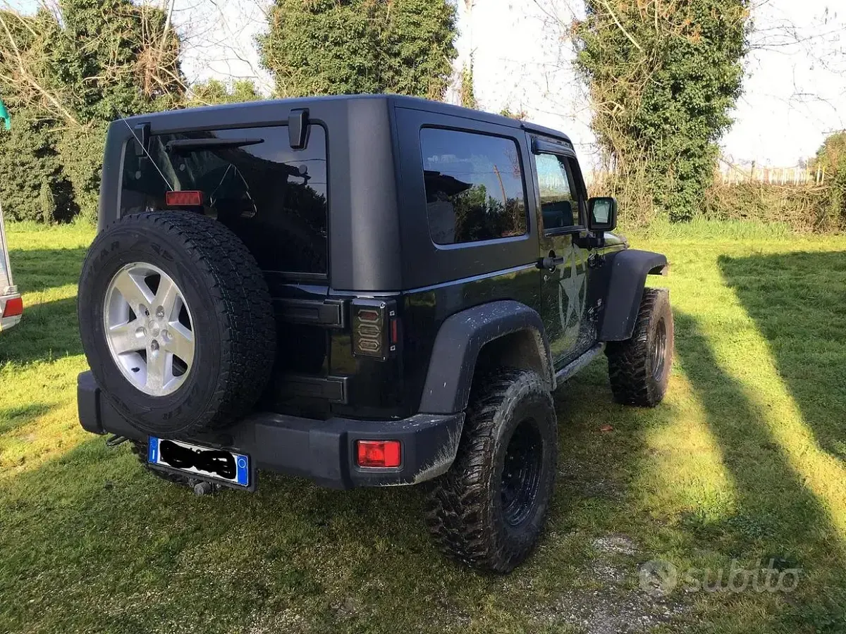 Usata Jeep Wrangler Rubicon 177 CV (130 kW) 2008 Nero SUV