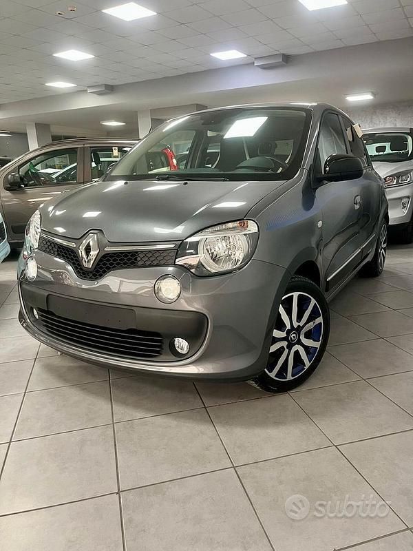Usata Renault Twingo Intens 90 CV (66 kW) 2016 Grigio Utilitaria