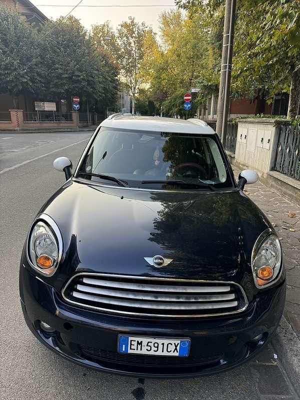 Usata 2012 Mini Cooper D Due volumi | 5500 € (Buon prezzo) - Immagine 1/4
