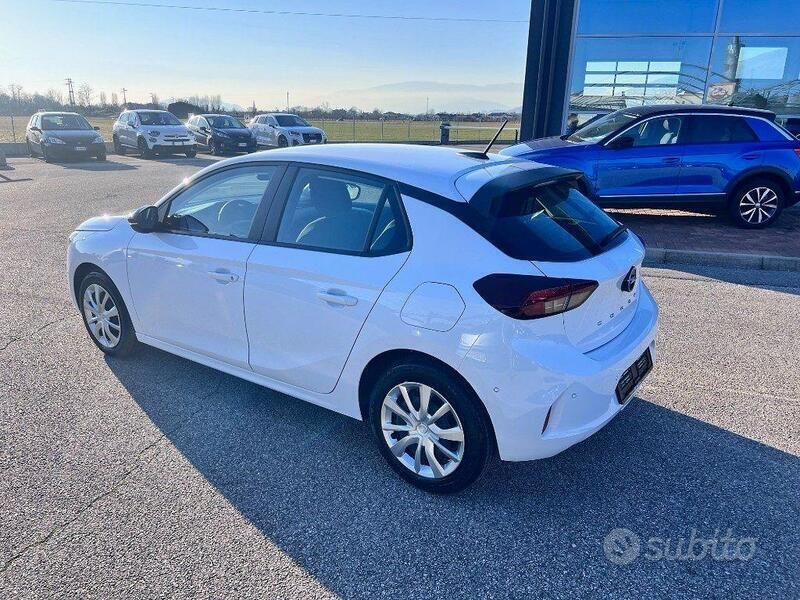 Usata Opel Corsa 75 CV (55 kW) 2024 Bianco Berlina