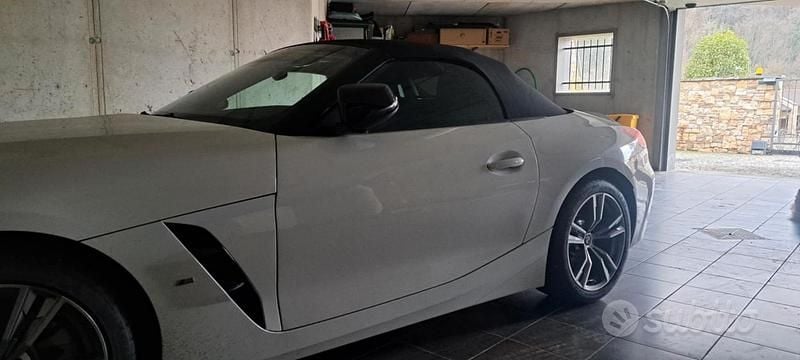Bianco Usata 2024 BMW Z4 Cabrio | 44.000 € (Buon prezzo) - Immagine 1/3