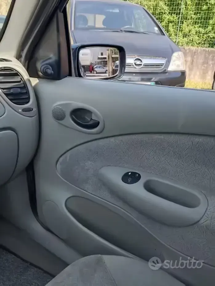 Usata Ford Fiesta Ghia 75 CV (55 kW) 1998 Verde Utilitaria
