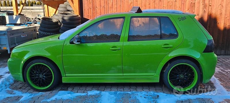 Verde Usata 1999 VW Golf Tre volumi | 6200 € - Immagine 1/4