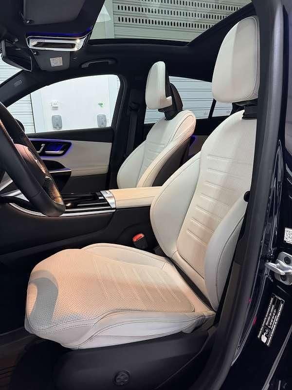 Usata Mercedes GLC300e AMG Line Premium Plus 197 CV (144 kW) 2023 Blu/azzurro Coupé