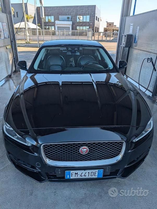Usata Jaguar XE 180 CV (132 kW) 2017 Berlina