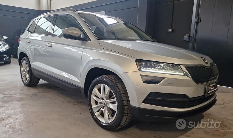 Usata Skoda Karoq Executive 116 CV (85 kW) 2020 Grigio SUV
