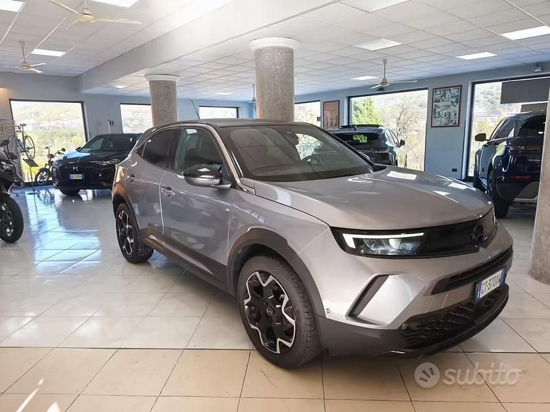 Usata Opel Mokka Ultimate 130 CV (95 kW) 2024 Grigio SUV