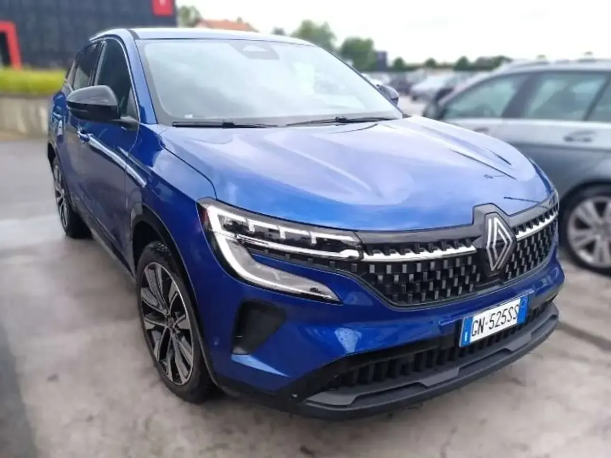 Usata Renault Austral Techno 158 CV (116 kW) 2023 Blu/azzurro SUV