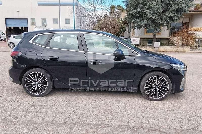 Usata BMW 218 Active Tourer Luxury Line 150 CV (110 kW) 2022 Nero Monovolume