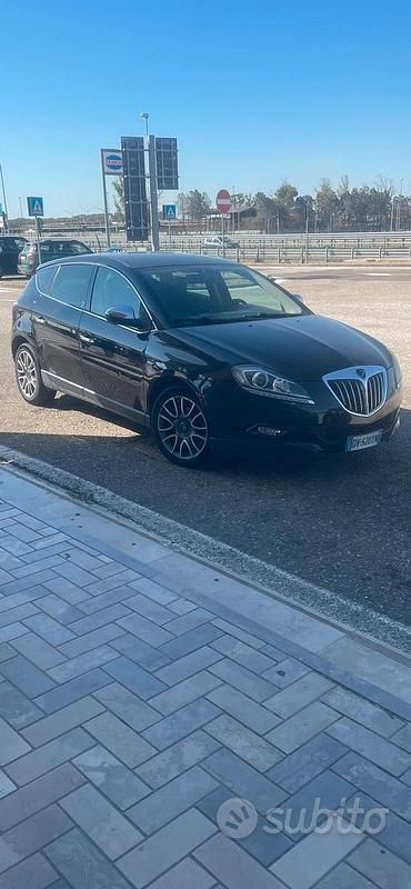 Usata Lancia Delta 120 CV (88 kW) 2009 Nero Utilitaria