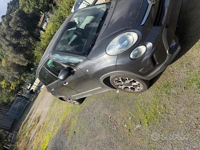 Usata Fiat 500 Trekking 85 CV (62 kW) 2015 Nero Utilitaria