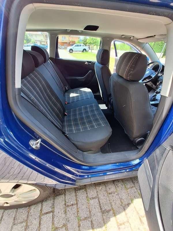 Usata VW Passat Comfortline 105 CV (77 kW) 2005 Blu/azzurro Station wagon