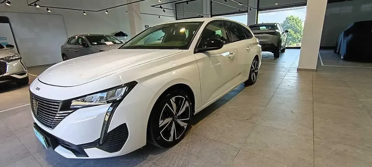 Usata Peugeot 308 Allure 131 CV (96 kW) 2023 Station wagon