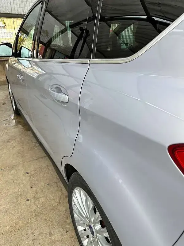 Usata Ford C-MAX Titanium 116 CV (85 kW) 2011 Grigio Monovolume