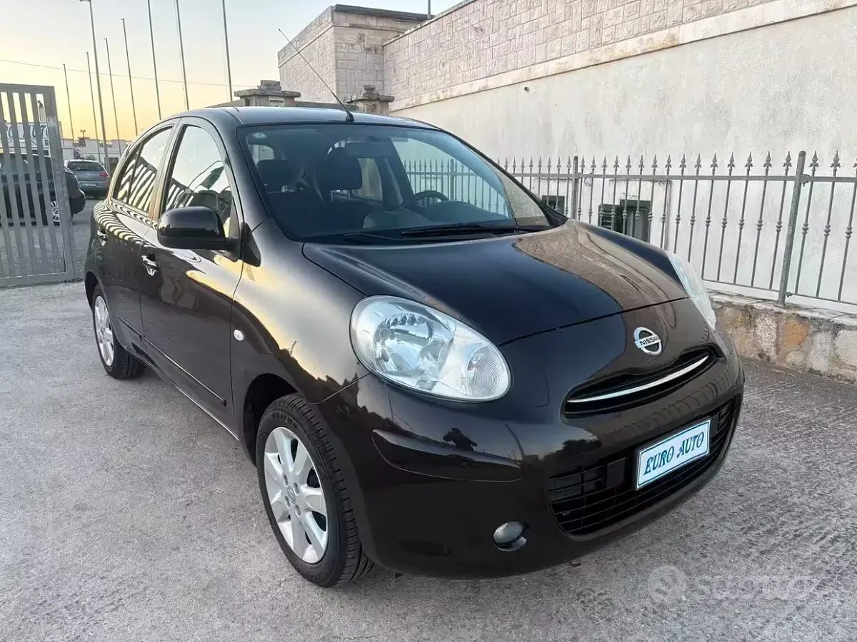 Usata Nissan Micra Visia 80 CV (58 kW) 2011 Nero Utilitaria