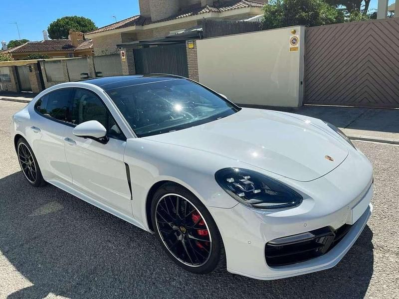 Usata Porsche Panamera 330 CV (242 kW) 2017 Bianco Berlina