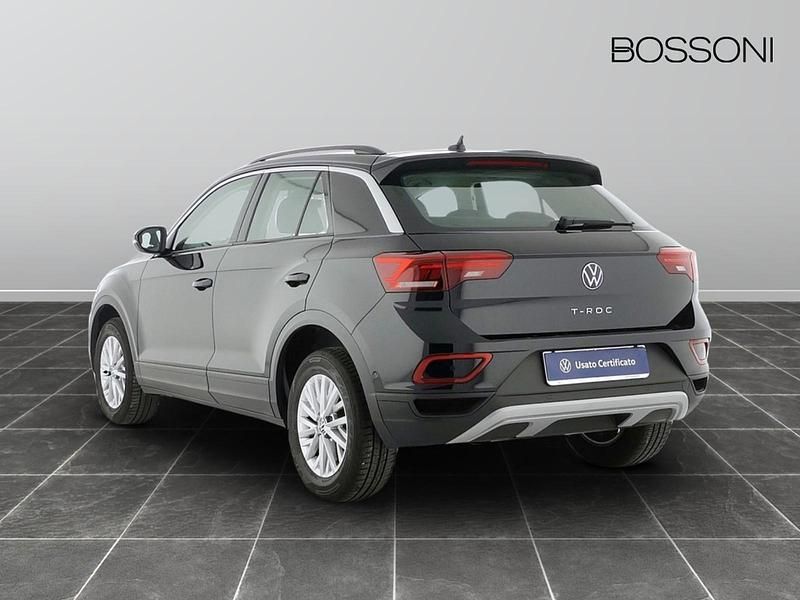 Usata VW T-Roc Life 150 CV (110 kW) 2024 Nero SUV