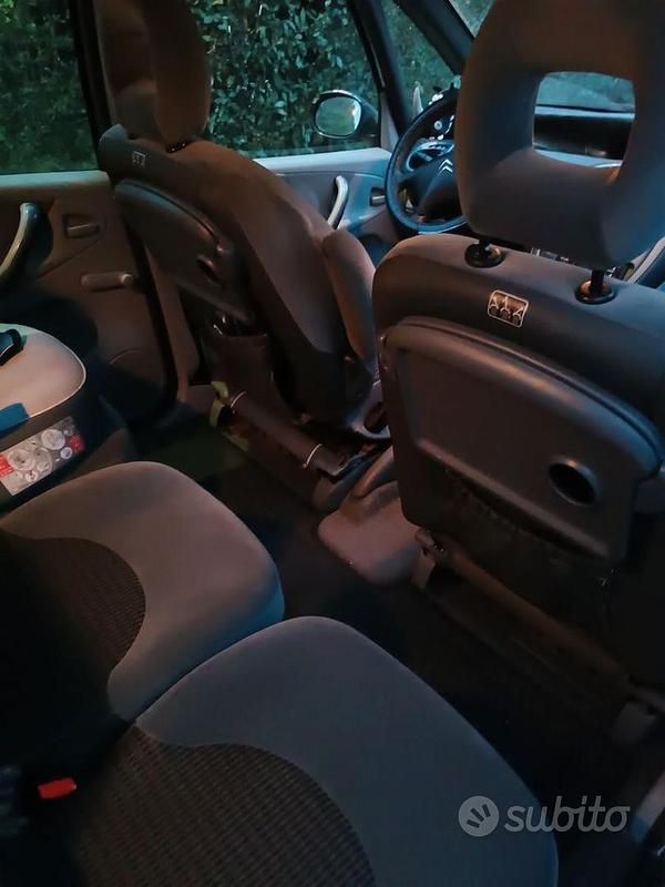 Usata Citroën Xsara Picasso 2004 Grigio Monovolume