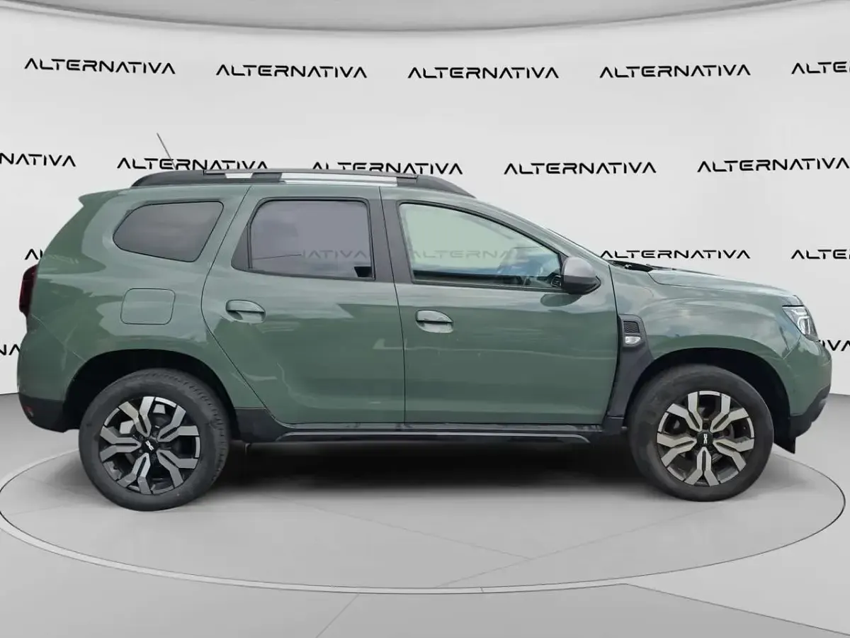 Usata Dacia Duster Journey 116 CV (85 kW) 2023 Lichen kaki SUV