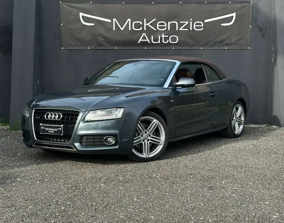 Usata Audi A5 Cabriolet Ambition 239 CV (175 kW) 2011 Grigio Cabrio