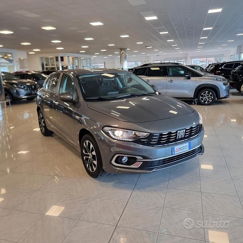 Usata Fiat Tipo 100 CV (73 kW) 2023 Grigio Berlina