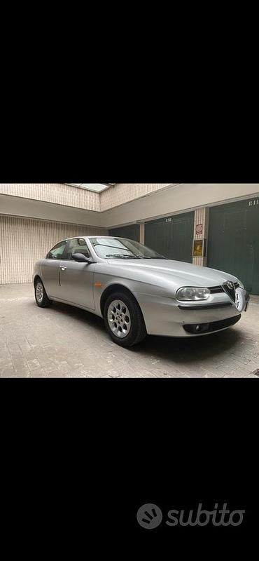 Grigio Usata 1998 Alfa Romeo 156 Tre volumi | 6000 € (Molto cara) - Immagine 1/4