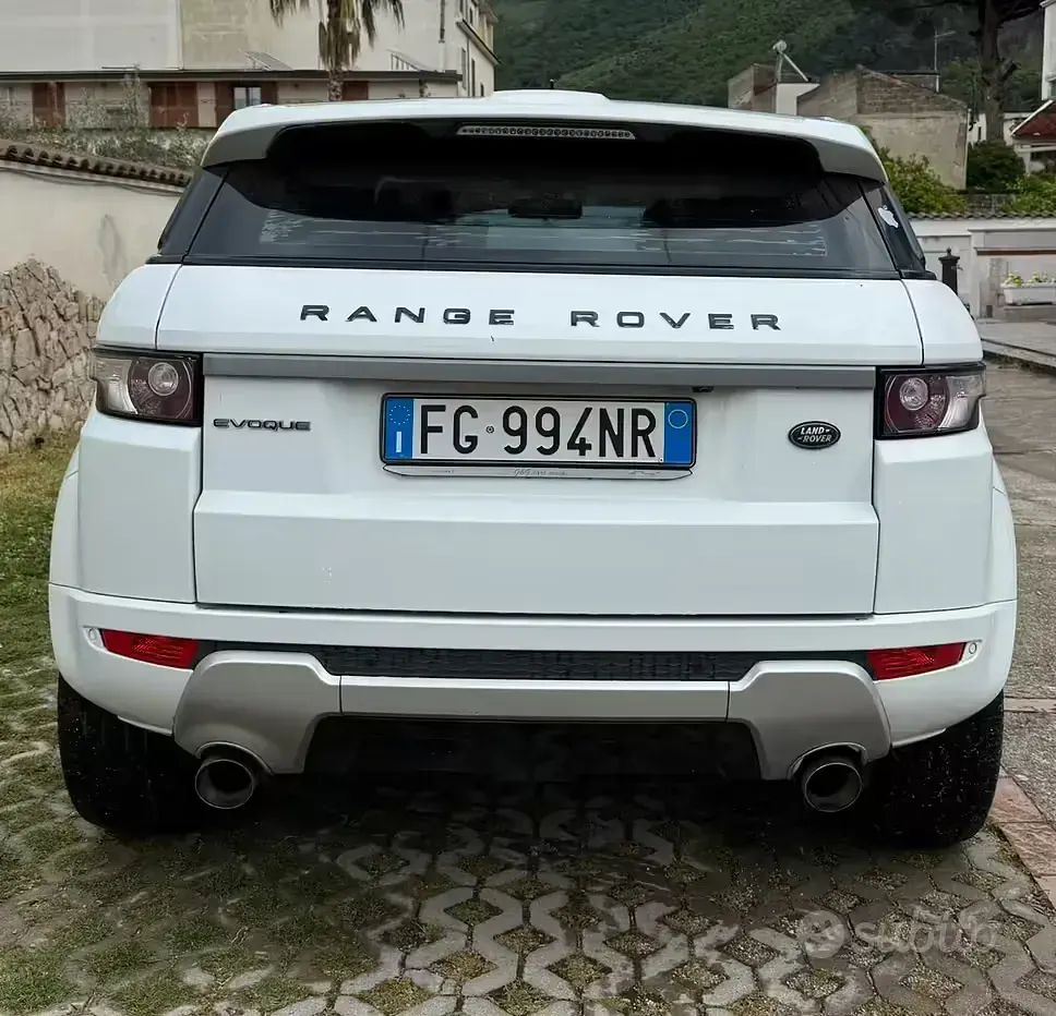 Usata Land Rover Range Rover evoque 150 CV (110 kW) 2013 Bianco SUV