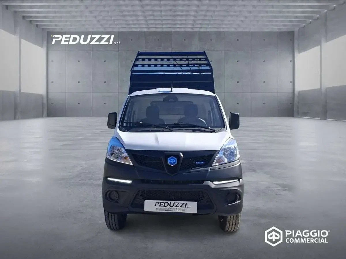 Nuova Piaggio Porter 105 CV (77 kW) 2026 Bianco