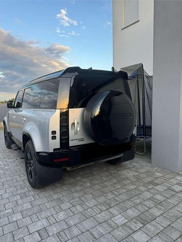 Usata Land Rover Defender First Edition 241 CV (177 kW) 2021 Argento SUV