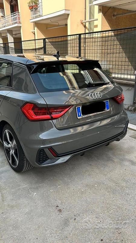 Usata Audi A1 Sportback S-Line 158 CV (116 kW) 2022 Grigio Utilitaria
