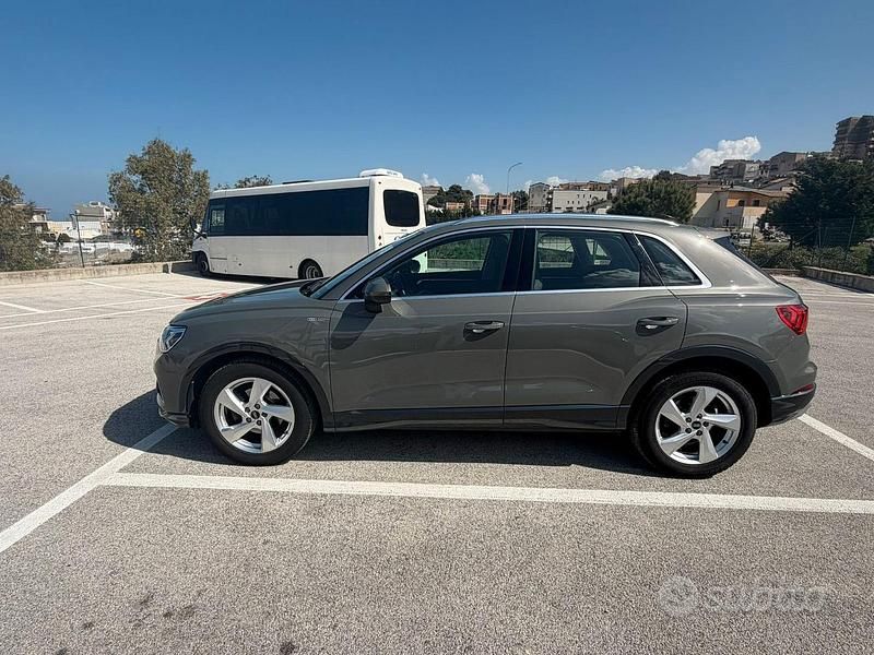Usata Audi Q3 Advanced 150 CV (110 kW) 2022 Grigio SUV