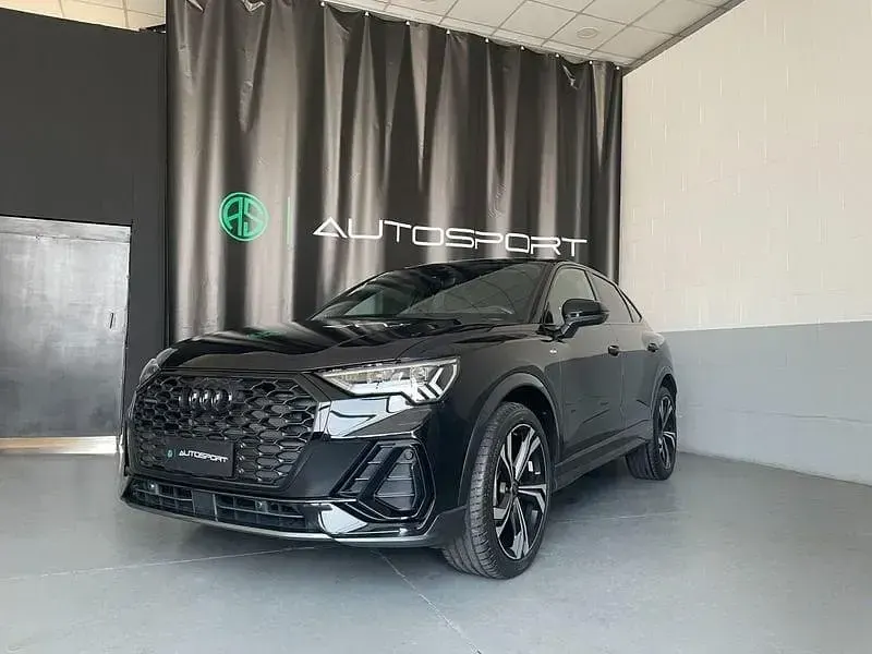 Usata Audi Q3 Sportback S-Line 199 CV (146 kW) 2025 Nero SUV