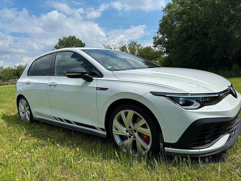 Usata VW Golf VIII GTI 300 CV (220 kW) 2022 Bianco Berlina