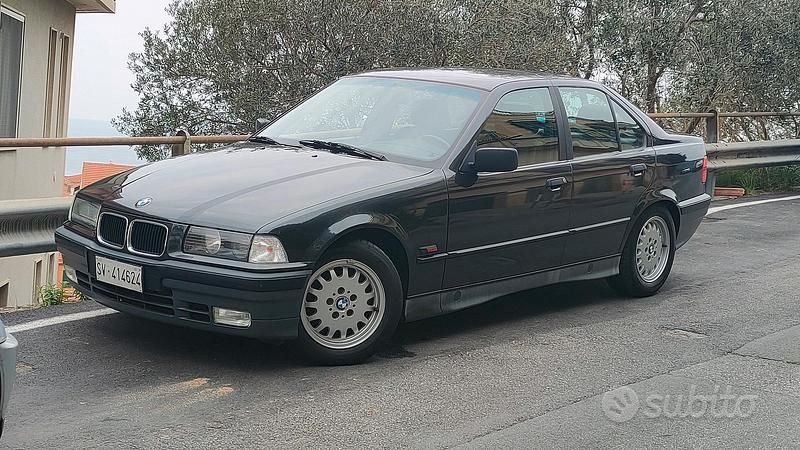 Usata BMW 320 150 CV (110 kW) 1992 Nero Berlina