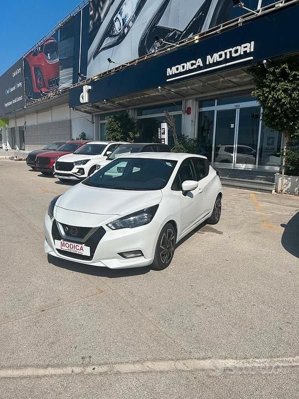 Usata Nissan Micra Acenta 92 CV (67 kW) 2022 Bianco Utilitaria