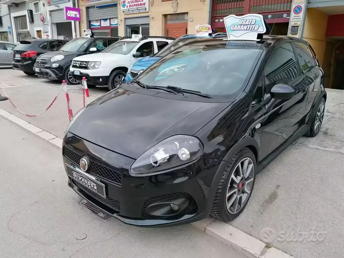 Usata Abarth Grande Punto 155 CV (114 kW) 2008 Nero Utilitaria