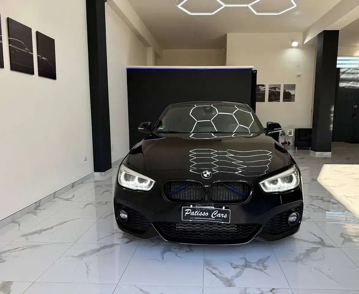 Usata BMW 120 M Sport 190 CV (139 kW) 2017 Nero Utilitaria