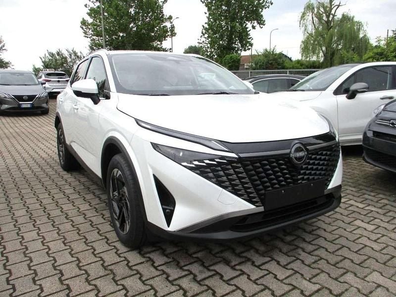 Bianco Nuova 2025 Nissan Qashqai N-Connecta SUV | 28.800 € (Buon prezzo) - Immagine 1/4