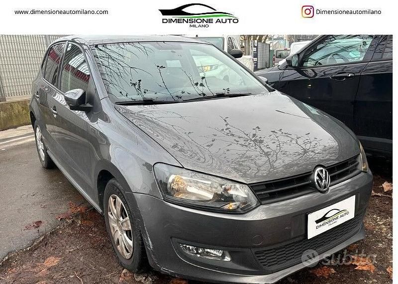 Usata VW Polo Comfortline 70 CV (51 kW) 2013 Grigio Utilitaria