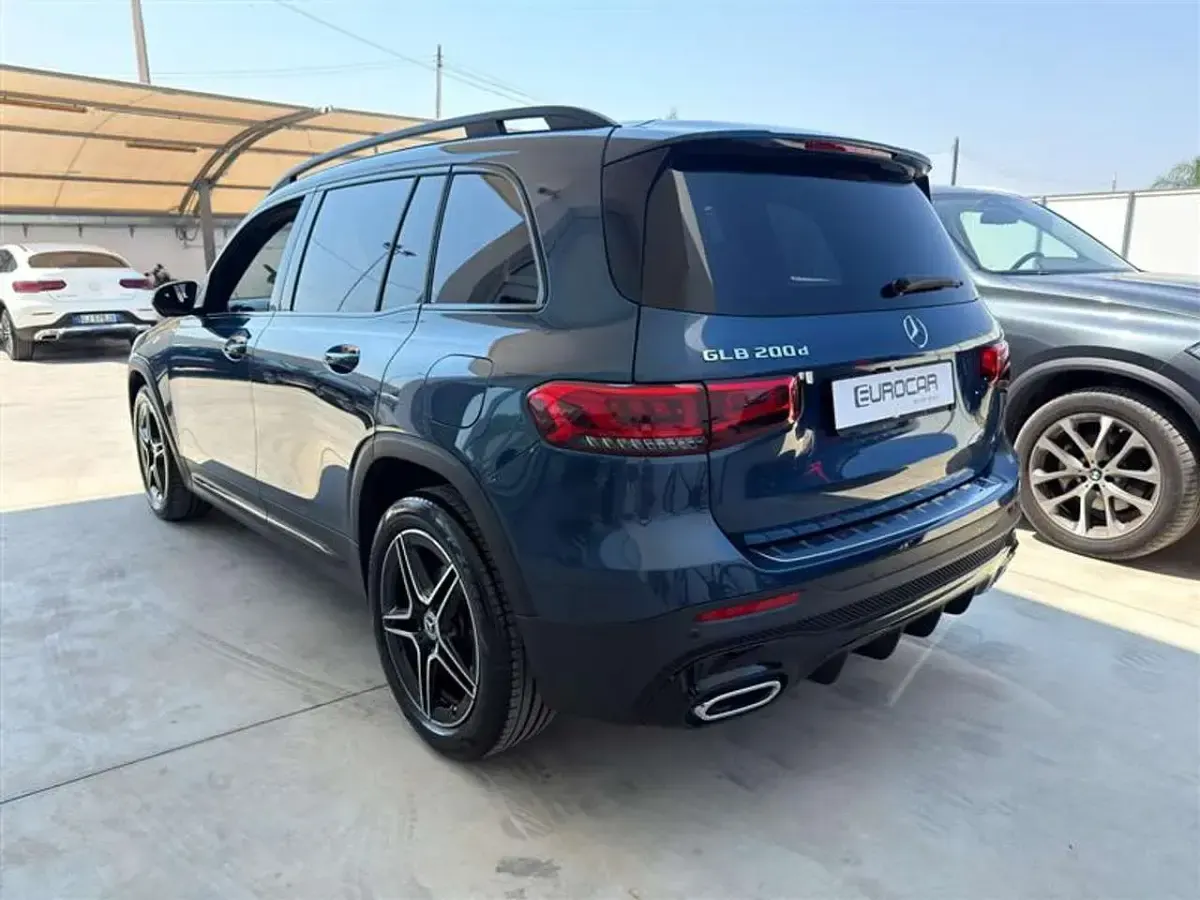 Usata Mercedes GLB200 Premium 150 CV (110 kW) 2022 Blu SUV