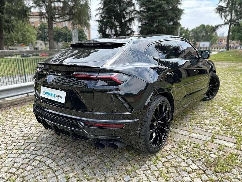 Usata Lamborghini Urus 650 CV (478 kW) 2021 Nero SUV